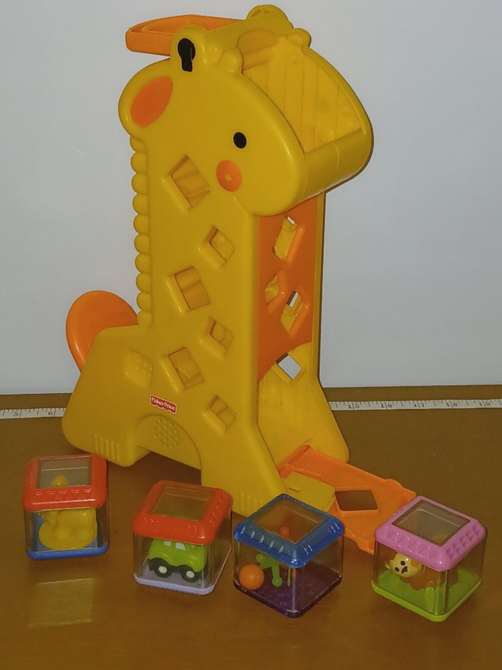 Fisher Price Tumblin' Sounds Giraffe w/ 6 Peek A Boo Blocks Tested working